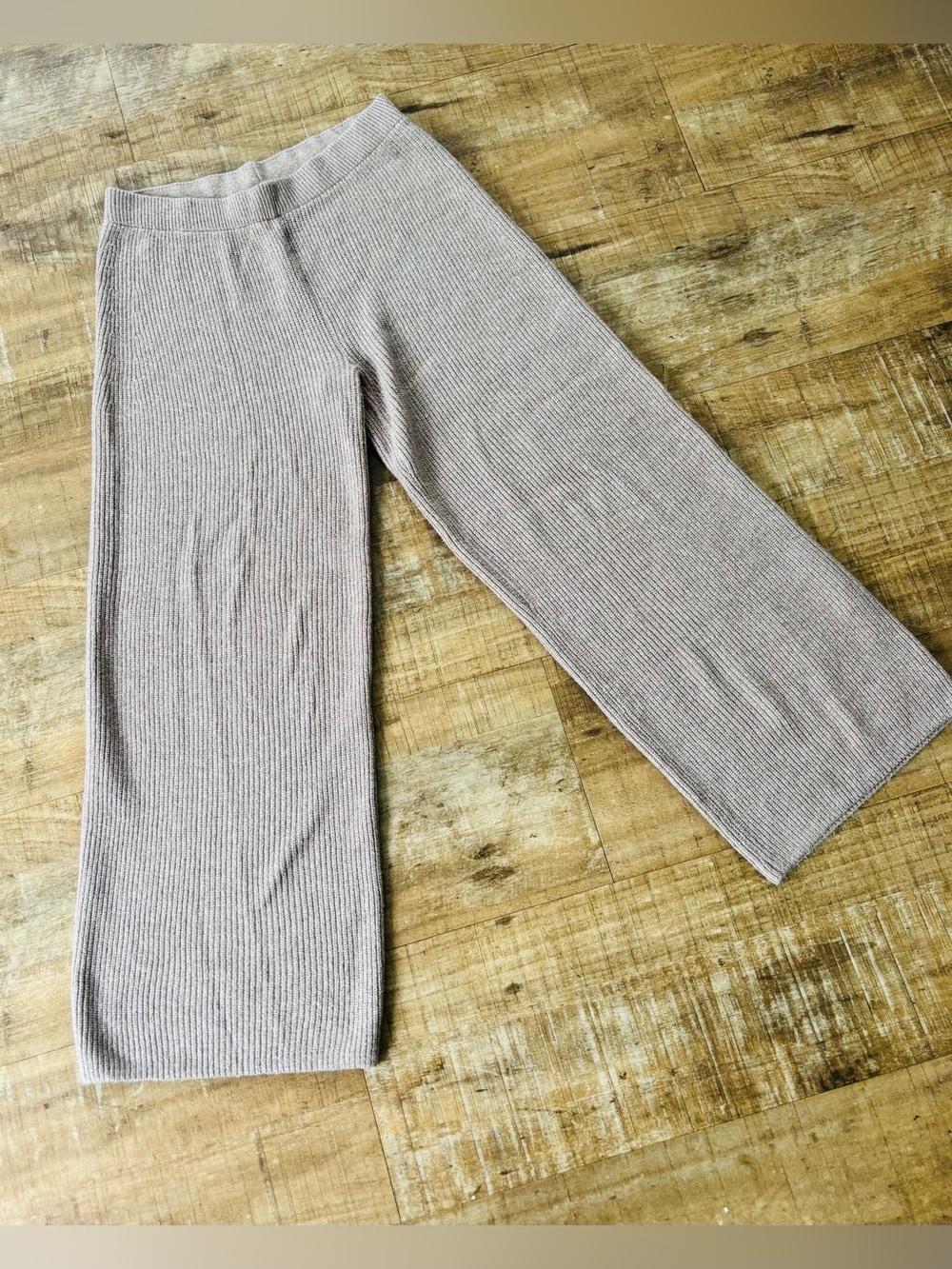 GAP wide leg soft stretch cotton knit beige wide leg pant size medium